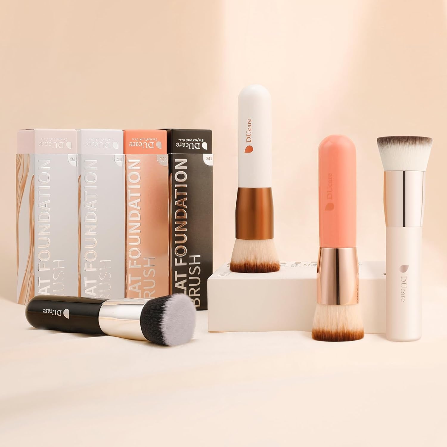 Foundation Brush Kabuki Make up Brush Flat Top Makeup Brushes Perfect for Blending Liquid, Cream or Flawless Powder Cosmetics - Buffing, Stippling, Concealer